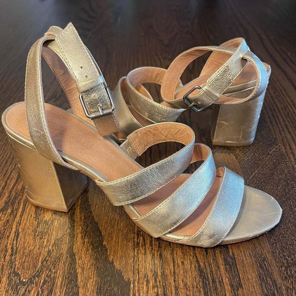 Madewell Strappy Christmas Holiday Gold Heels 9